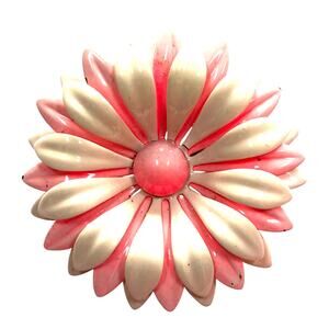 Vintage Flower Power Brooch Pretty 70's Mod Pink & Cream Stacked Enamel Daisy